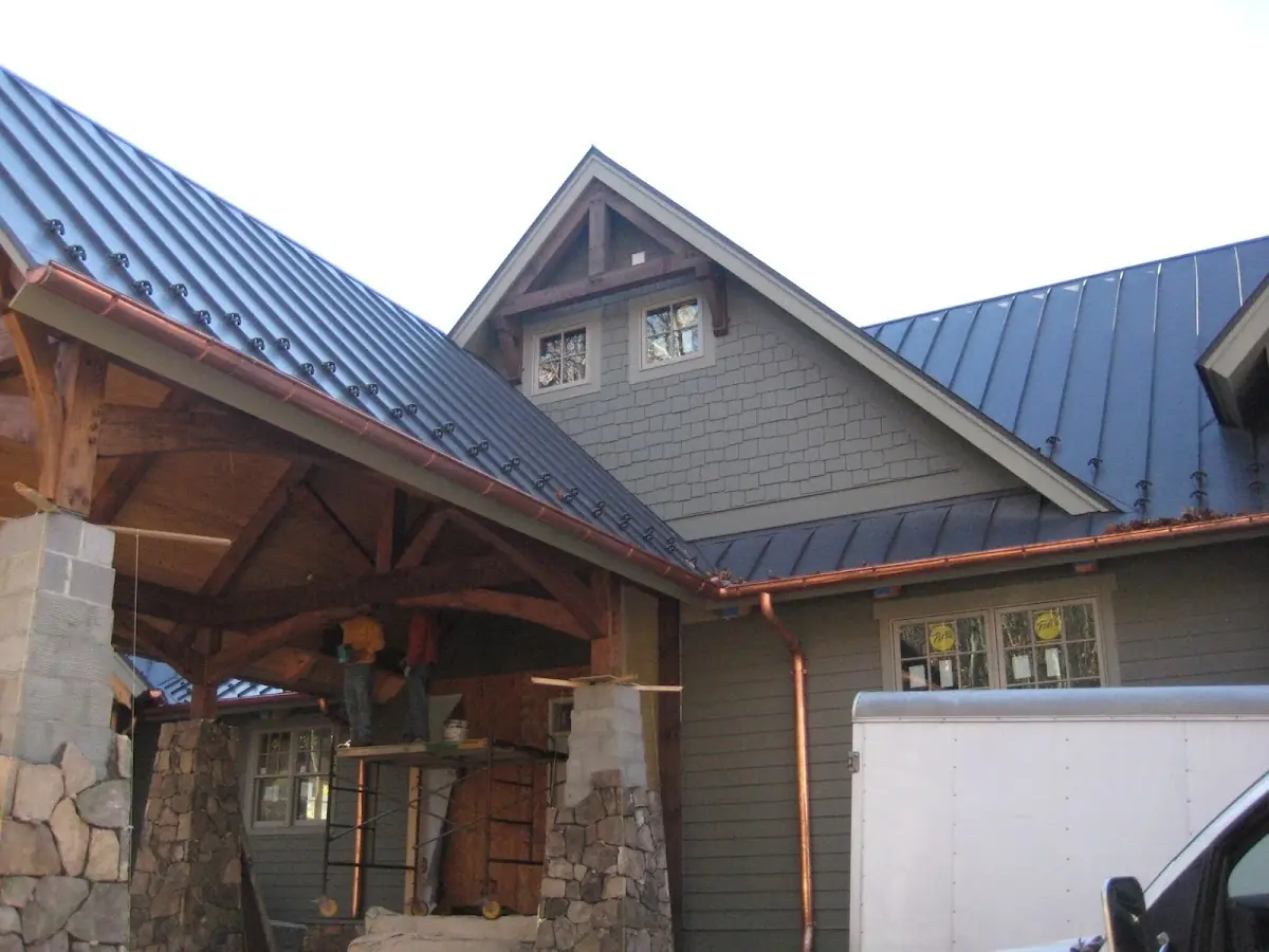 Craftsman Roofing team delivering quality roofing work in Lynwood